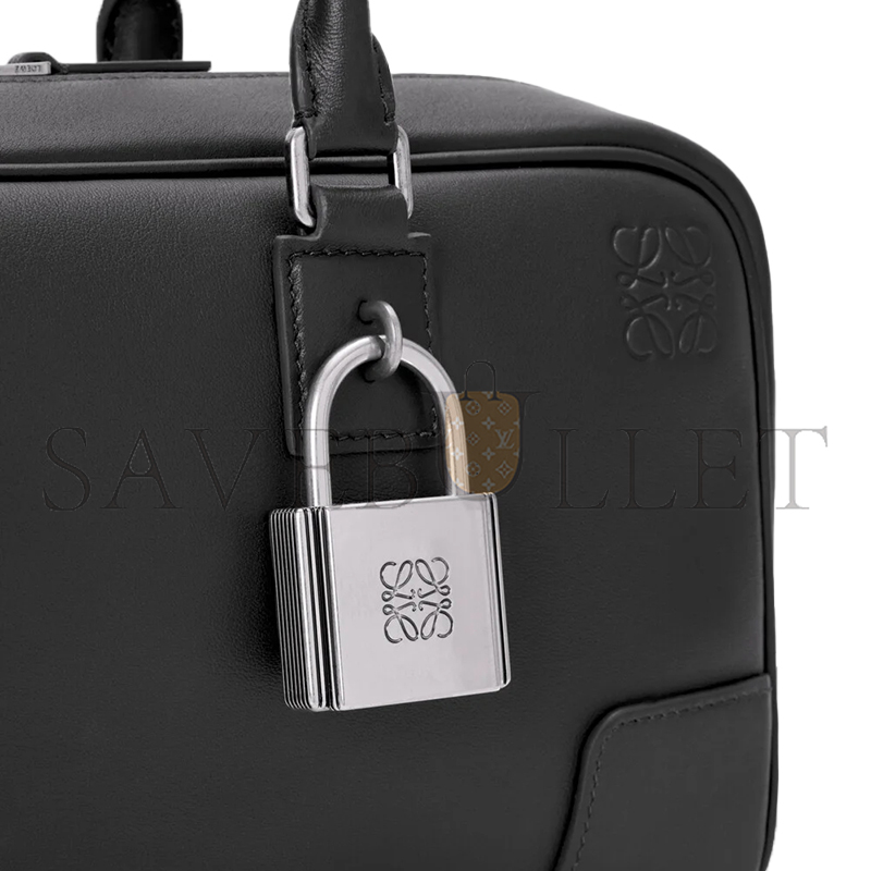 L0ew* AMAZONA 31 CROPPED BAG IN SHINY CALFSKIN A039N31X01 (30.5*15*9cm)
